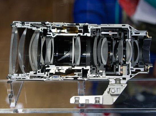 什么是光學(xué)膠合？它對鏡頭的合成有哪些影響？