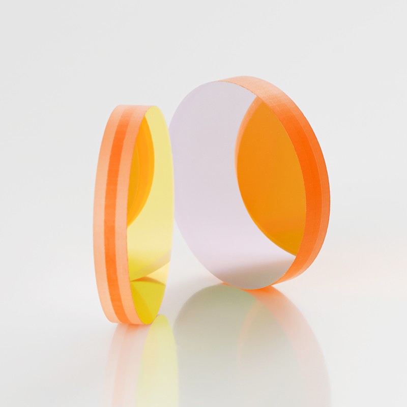 什么是陪鍍片？它對濾光片的測試有哪些作用？